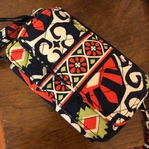 Vera Bradley All in One Crossbody/wristlet